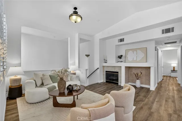 $899,000 | 2212 Crescent Oak, Irvine, CA 92618