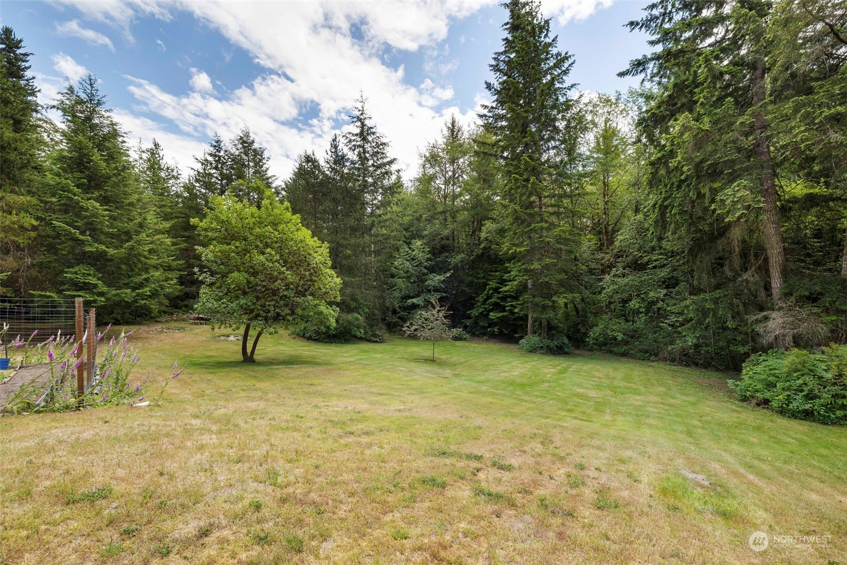 4820 Southwest Hunter Road Port Orchard, WA 98367 - Photo 32 of 35 Gallery Image 32