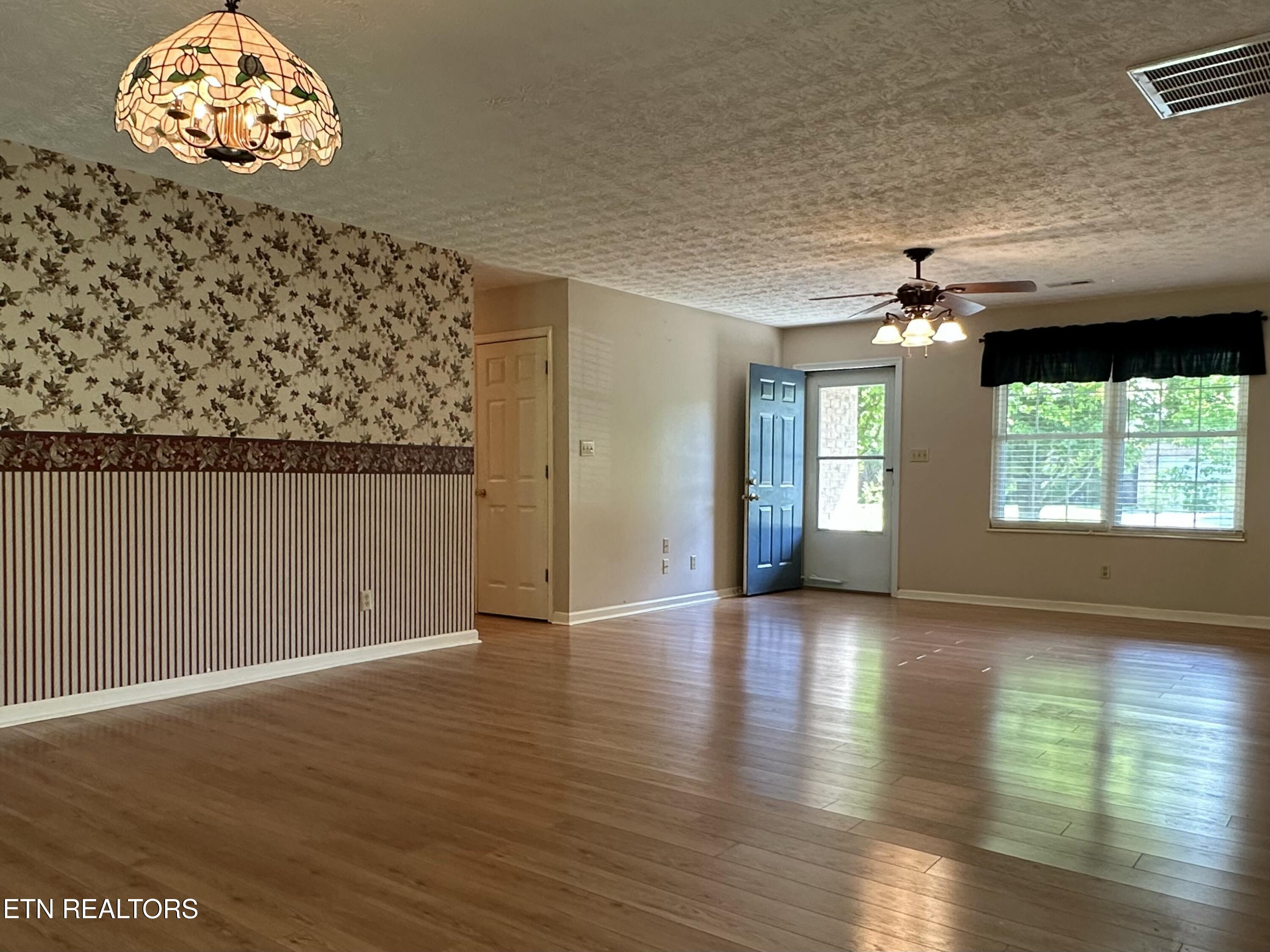 7021 Pisa Circle Corryton, TN 37721 - Photo 4 of 32 Living from Dining 02