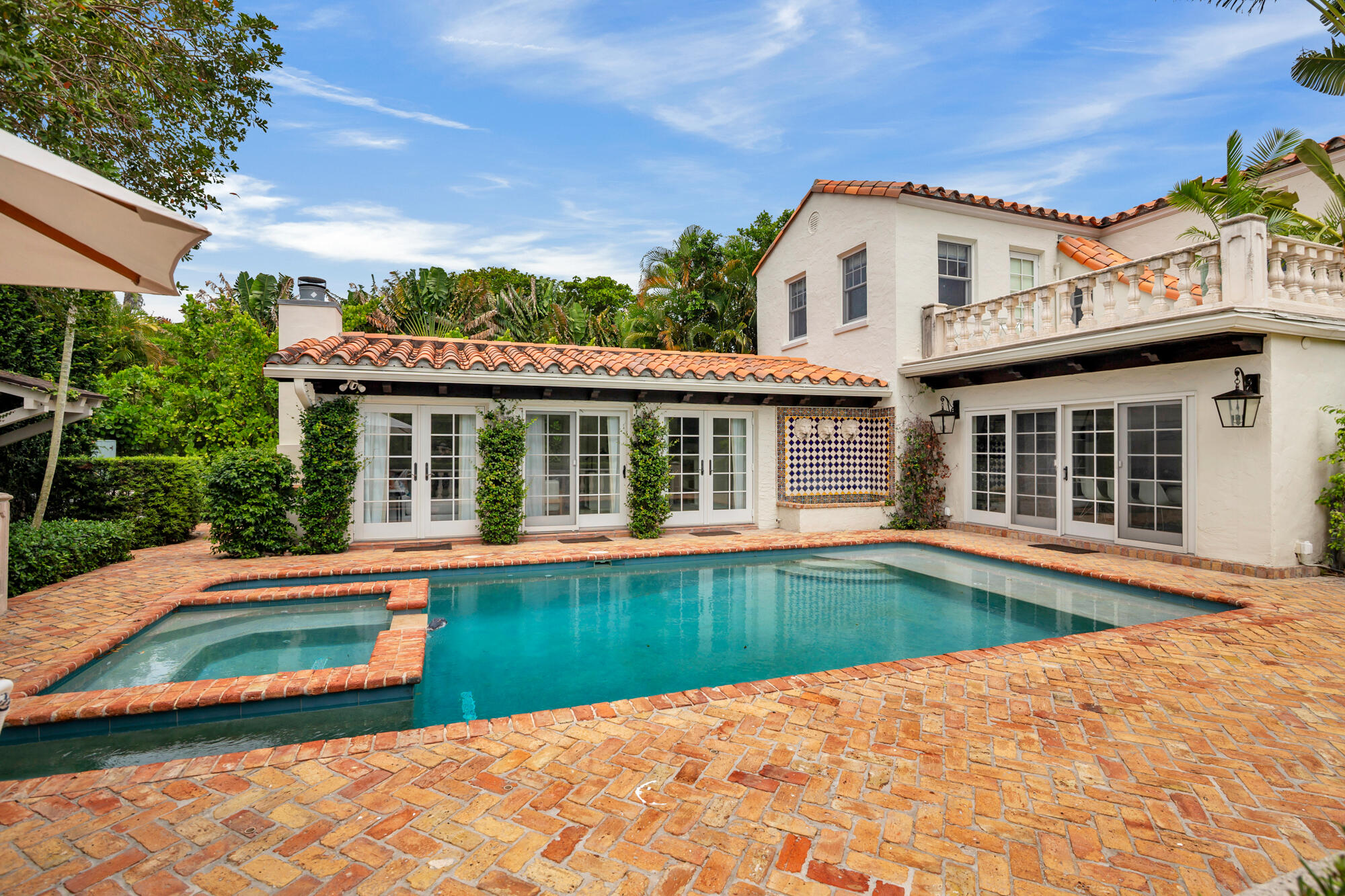 230 Sunset Road West Palm Beach, FL 33401 - Photo 43 of 55 Pool