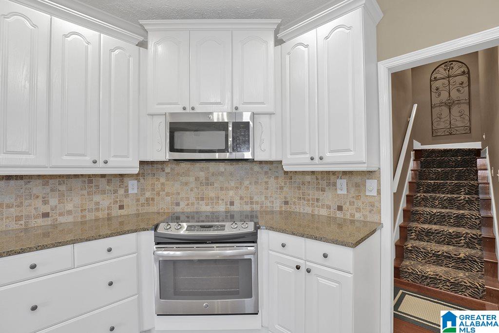 293 Wynlake Drive Alabaster, AL 35007 - Photo 13 of 40