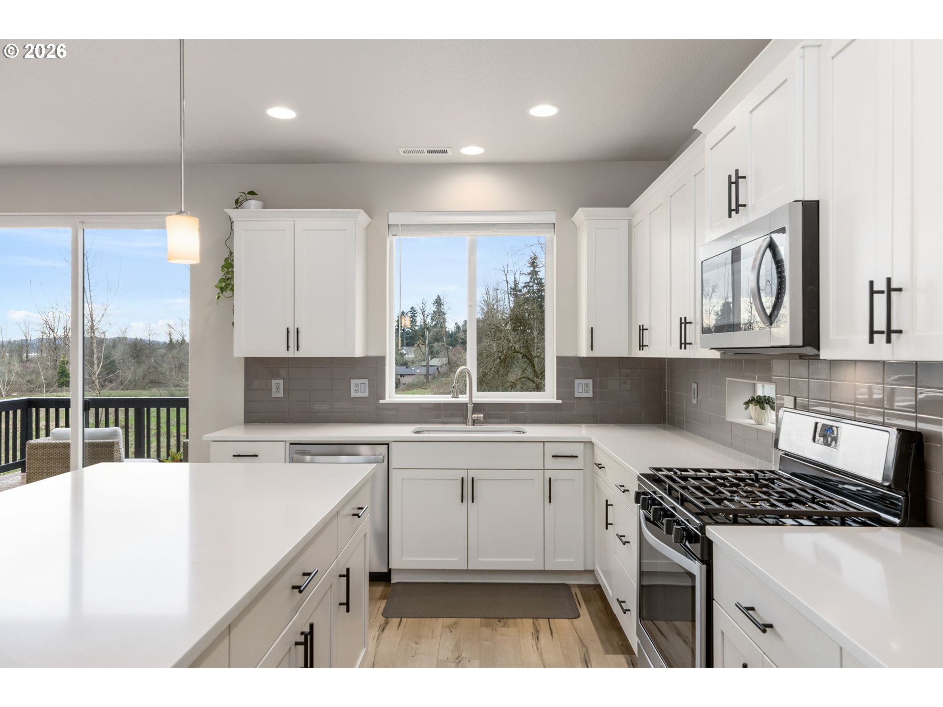 7754 Southwest Hansen Lane Tigard, OR 97224 - Photo 16 of 47