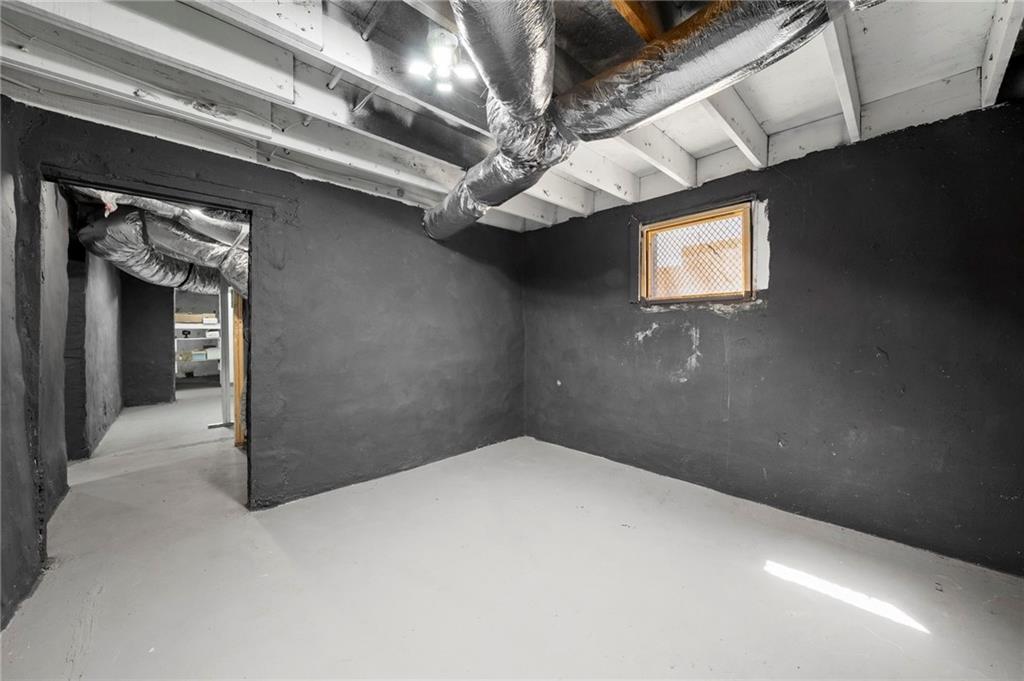 298 Roy Street Southwest Atlanta, GA 30310 - Photo 42 of 50 a view of a hallway