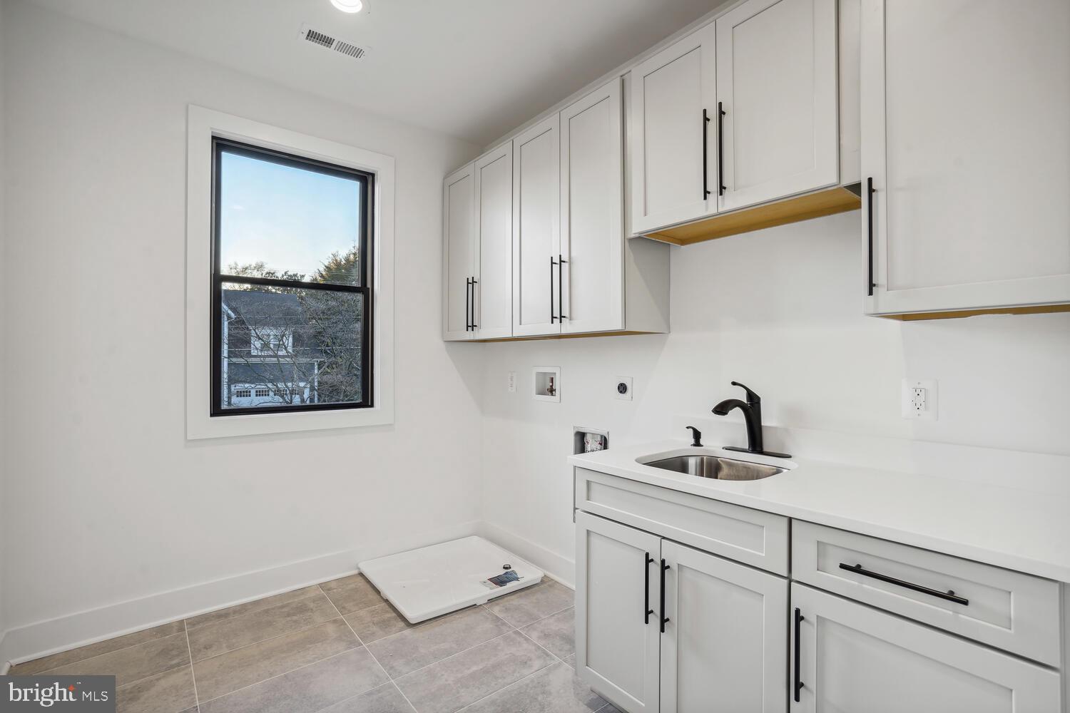 1412 Mayflower Drive McLean, VA 22101 - Photo 30 of 45 Upper Level Laundry Room