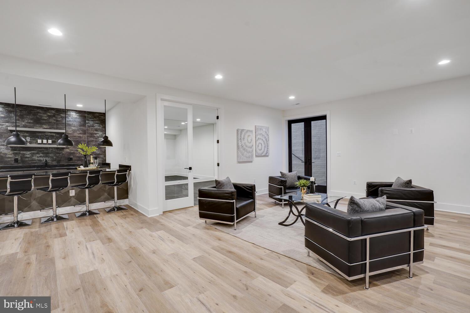 1412 Mayflower Drive McLean, VA 22101 - Photo 34 of 45