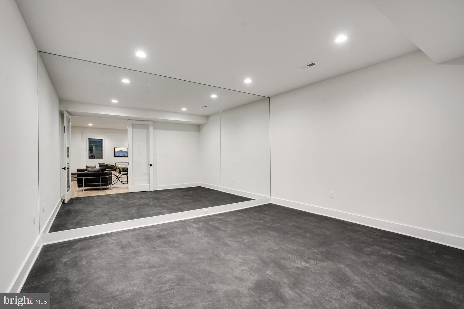 1412 Mayflower Drive McLean, VA 22101 - Photo 36 of 45