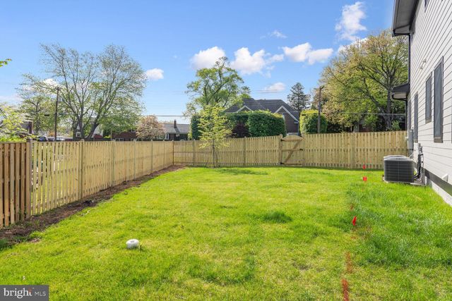 $2,600,000 | 1412 Mayflower Drive, McLean, VA 22101