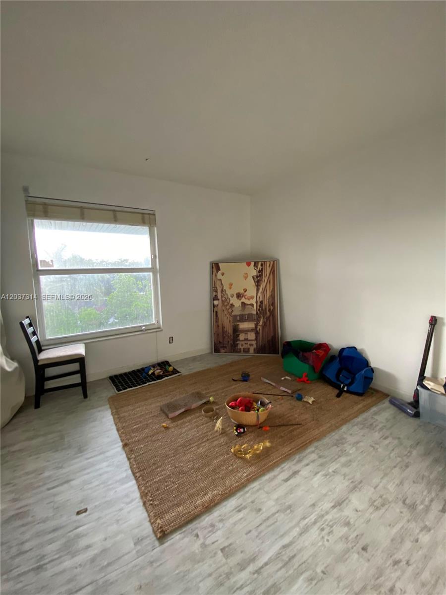 605 South Pine Island Road, Unit 404A Plantation, FL 33324 - Photo 10 of 23
