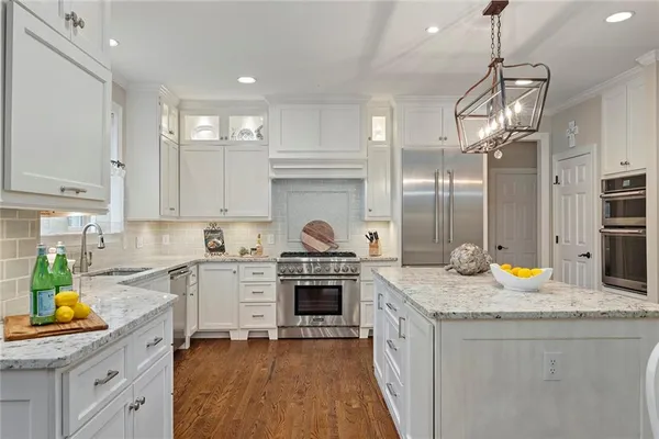 $1,275,000 | 120 Old Chartwell Drive, Alpharetta, GA 30022