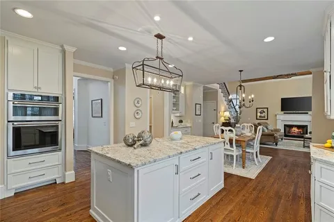 $1,275,000 | 120 Old Chartwell Drive, Alpharetta, GA 30022