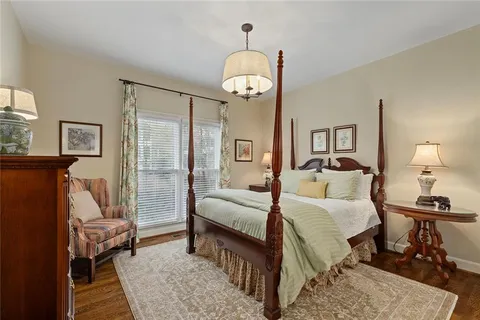 $1,275,000 | 120 Old Chartwell Drive, Alpharetta, GA 30022