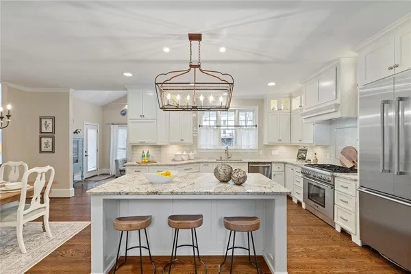 $1,275,000 | 120 Old Chartwell Drive, Alpharetta, GA 30022