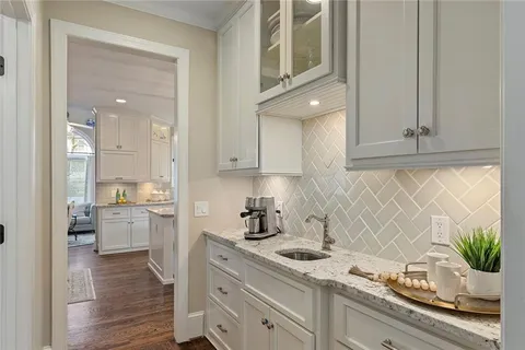 $1,275,000 | 120 Old Chartwell Drive, Alpharetta, GA 30022