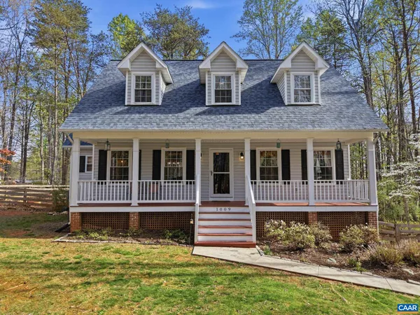 $595,000 | 1009 Stonewood Drive, Charlottesville, VA 22911