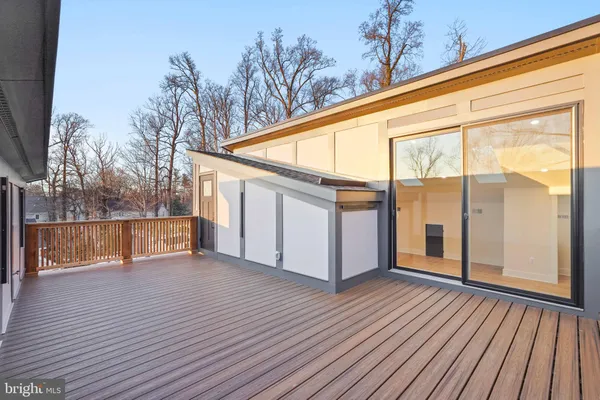 $2,500,000 | 4825 Great Oak Road, Rockville, MD 20853