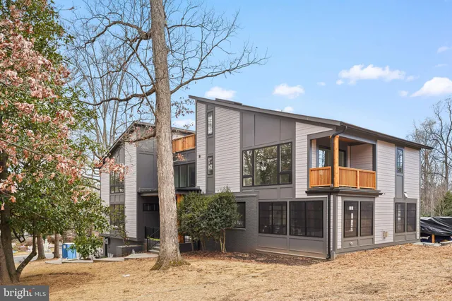 $2,500,000 | 4825 Great Oak Road, Rockville, MD 20853