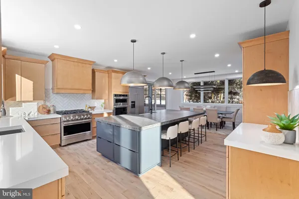 $2,500,000 | 4825 Great Oak Road, Rockville, MD 20853