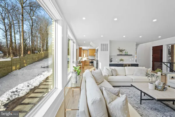 $2,500,000 | 4825 Great Oak Road, Rockville, MD 20853