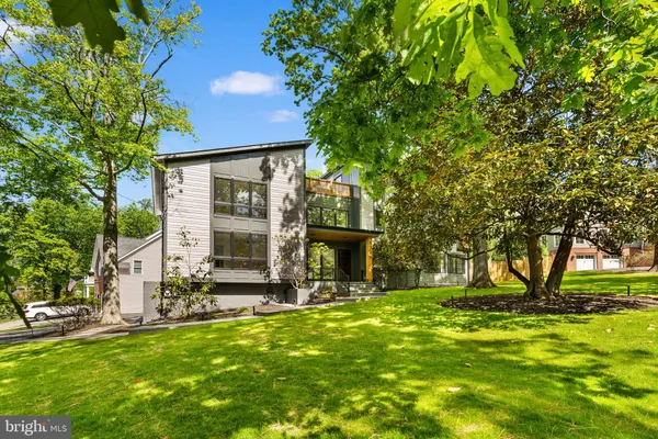 $2,500,000 | 4825 Great Oak Road, Rockville, MD 20853