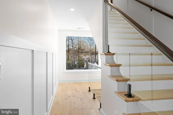 $2,500,000 | 4825 Great Oak Road, Rockville, MD 20853