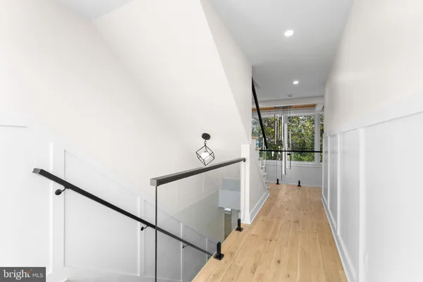 $2,500,000 | 4825 Great Oak Road, Rockville, MD 20853
