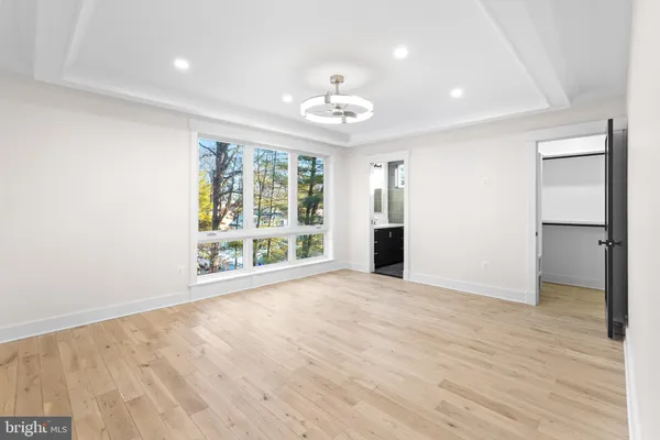 $2,500,000 | 4825 Great Oak Road, Rockville, MD 20853