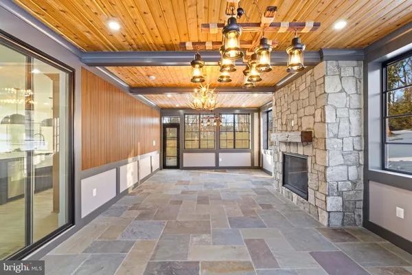 $2,500,000 | 4825 Great Oak Road, Rockville, MD 20853