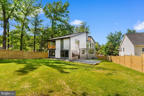 $2,500,000 | 4825 Great Oak Road, Rockville, MD 20853
