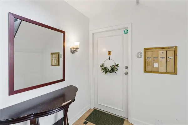 $209,000 | 115 Biscayne Drive Northwest, Unit F6, Atlanta, GA 30309