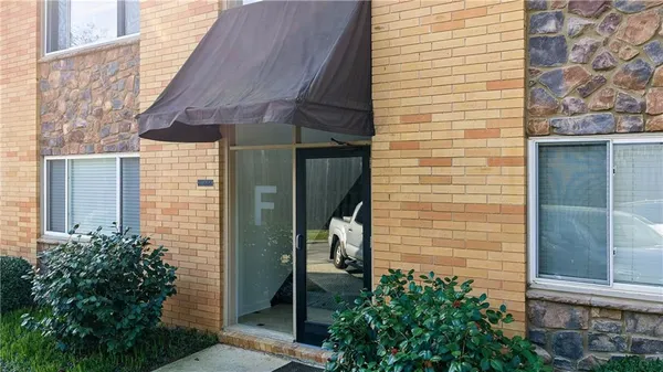 $209,000 | 115 Biscayne Drive Northwest, Unit F6, Atlanta, GA 30309
