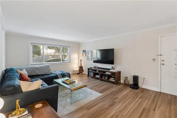 $209,000 | 115 Biscayne Drive Northwest, Unit F6, Atlanta, GA 30309