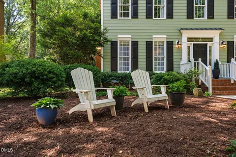 $1,250,000 | 107 Meadowglades Lane, Cary, NC 27518