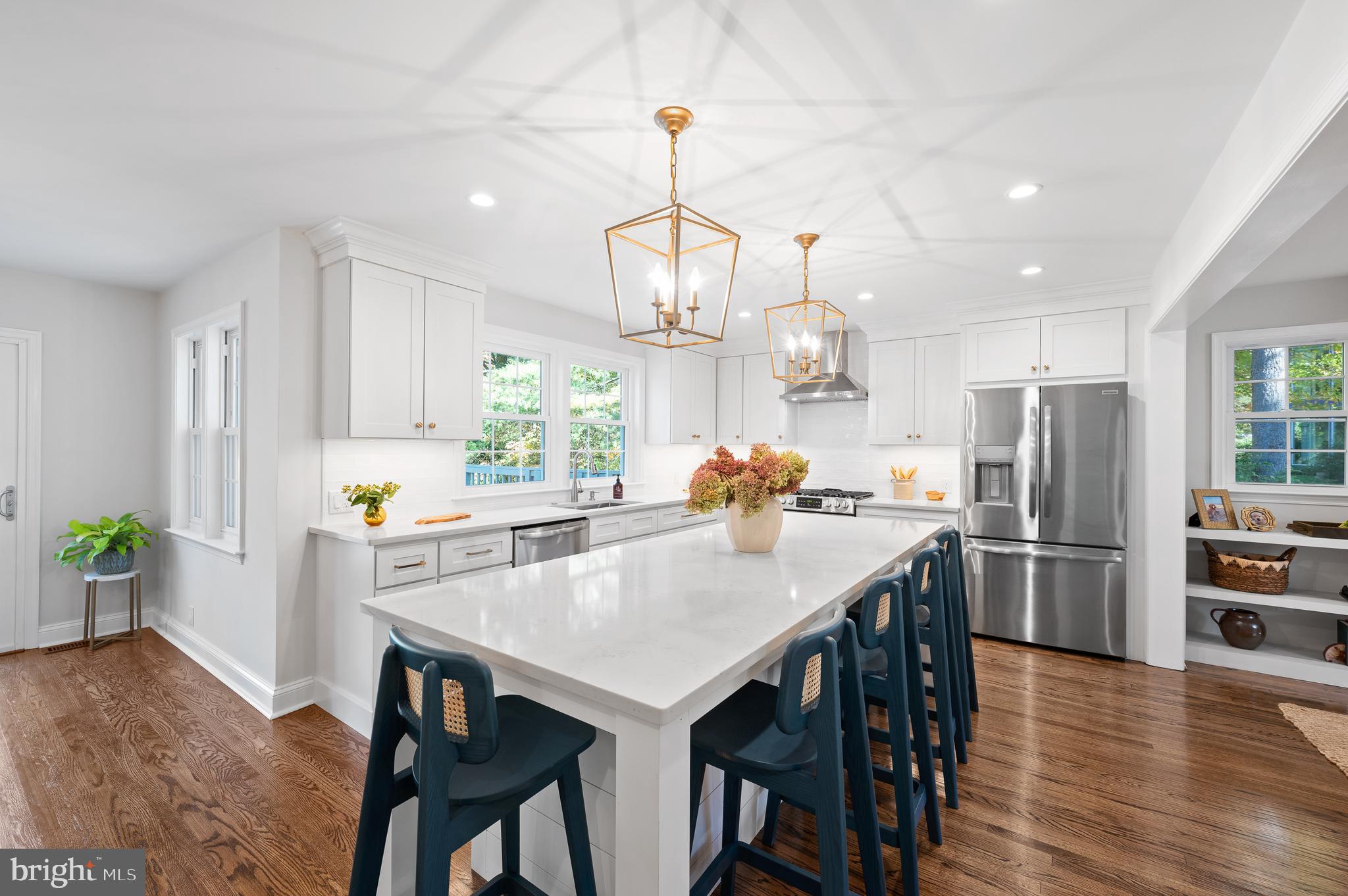 190 Woodstock Road Villanova, PA 19085 - Photo 14 of 52 9 foot island that comfortably seats five
