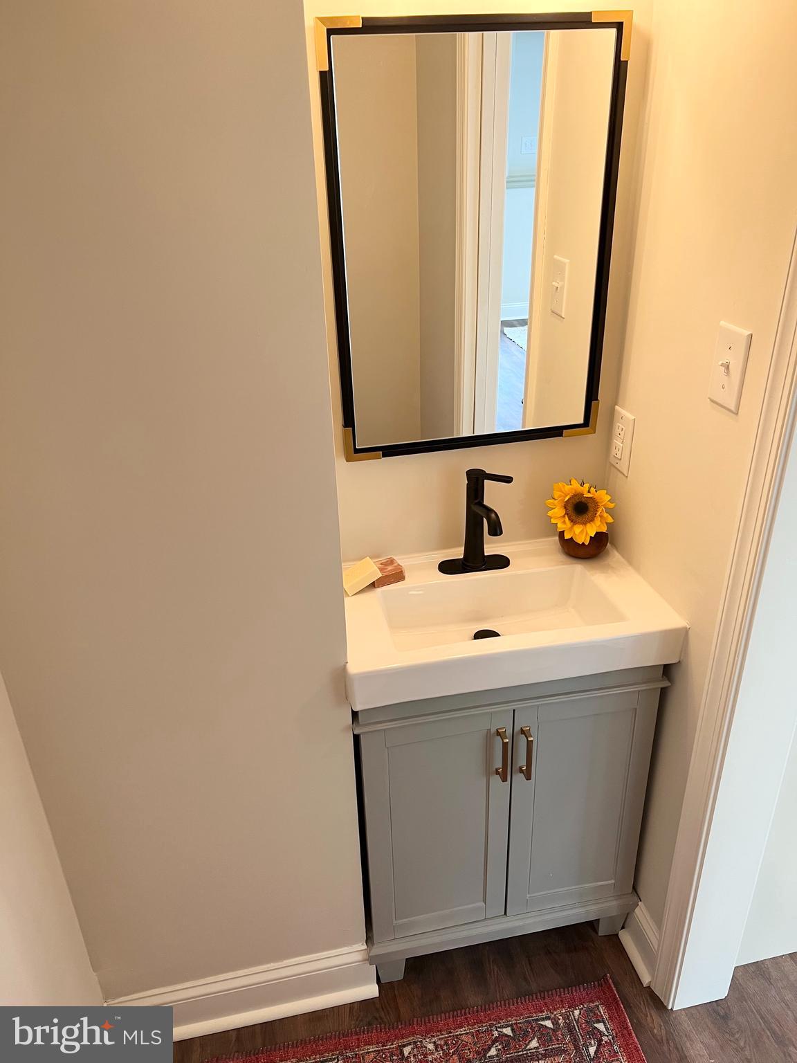 190 Woodstock Road Villanova, PA 19085 - Photo 43 of 52 Lower level powder room