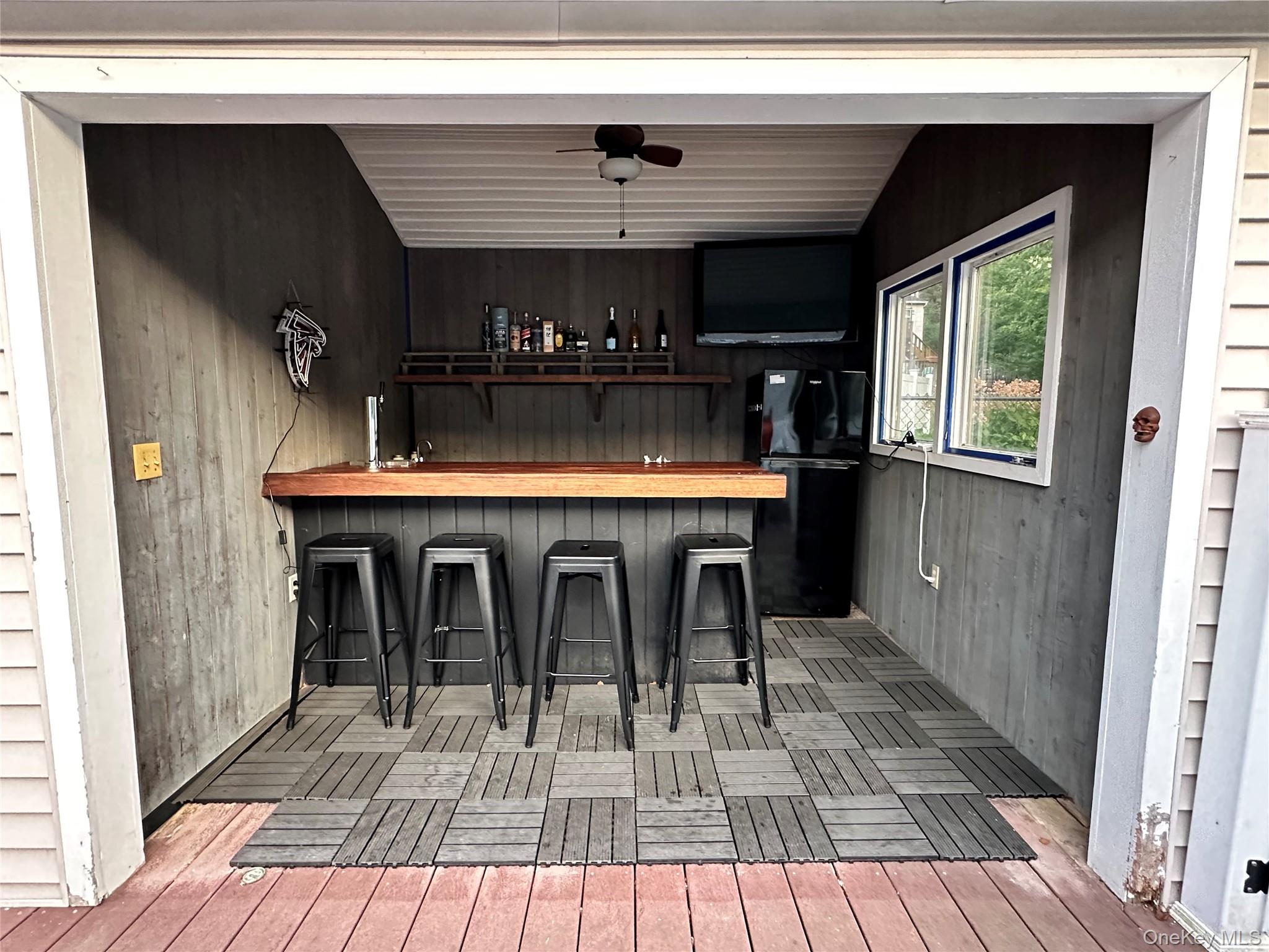 44 Roe Avenue Cornwall-on-Hudson, NY 12520 - Photo 5 of 39