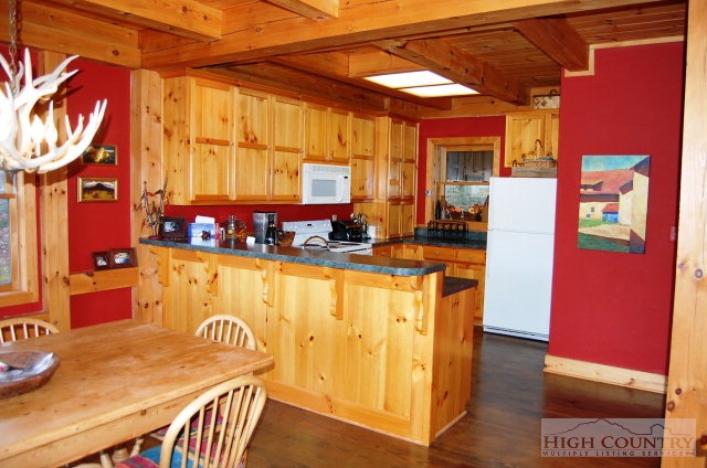 495 Puckett Road Banner Elk, NC 28604 - Photo 2 of 13 Gallery Image 2