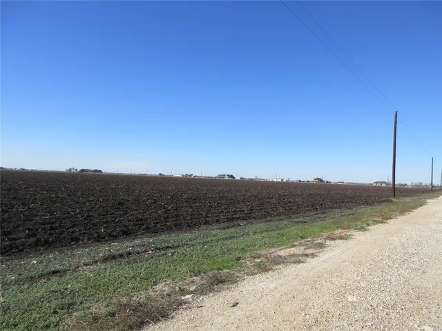 $1,700,000 | 0 Bj Dusek Road, Wallis, TX 77485