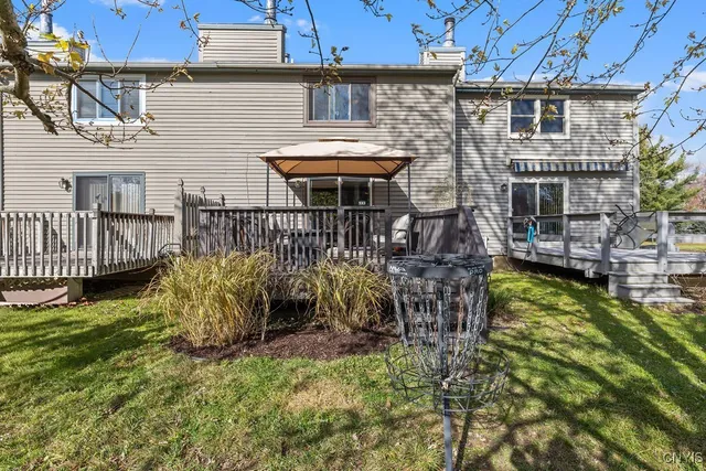 $219,900 | 8253 Beehive Circle, Clay, NY 13090