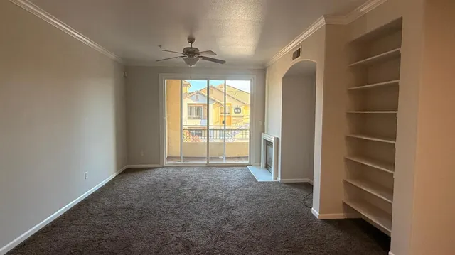 $325,000 | 1360 Shady Lane, Unit 923, Turlock, CA 95382