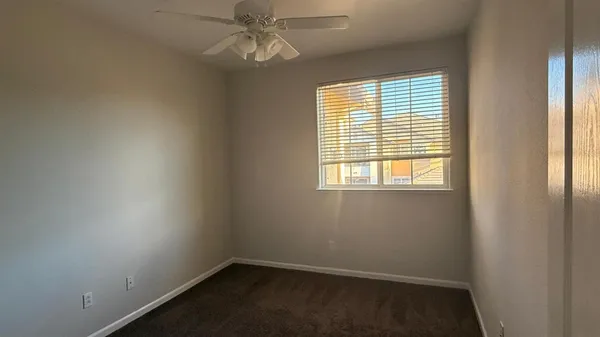 $325,000 | 1360 Shady Lane, Unit 923, Turlock, CA 95382