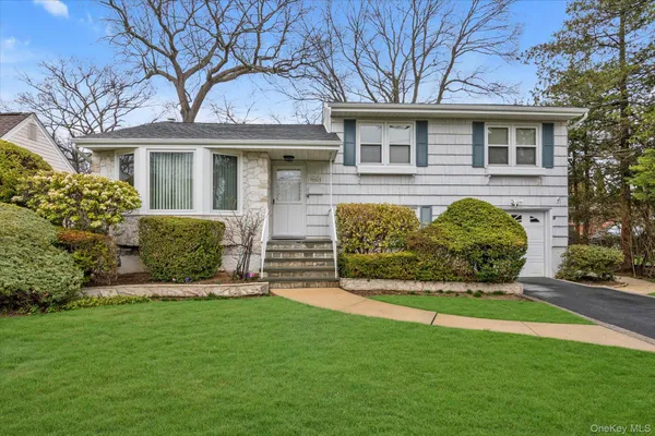 $749,000 | 2263 Cameron Avenue, Merrick, NY 11566