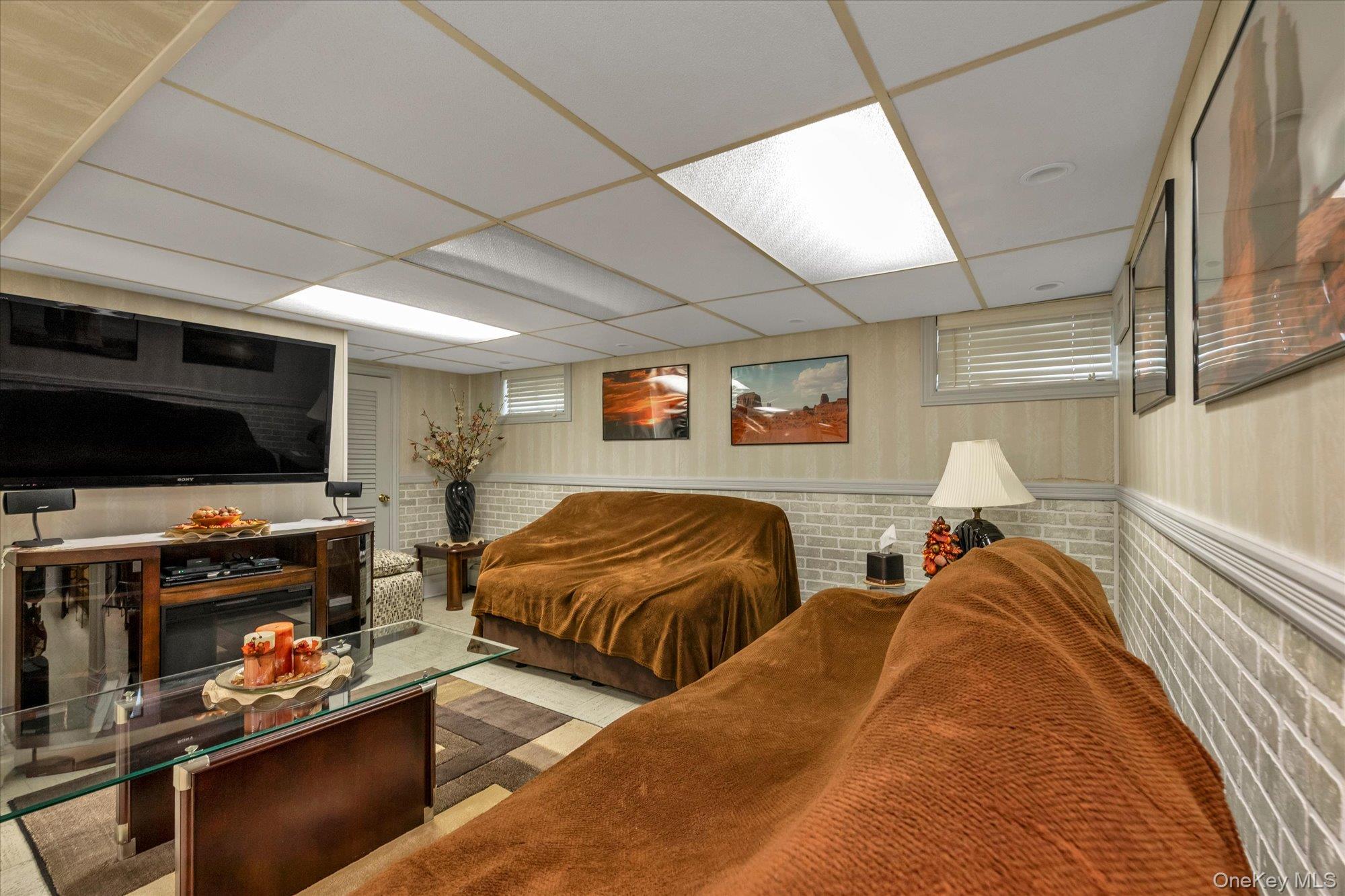 2263 Cameron Avenue Merrick, NY 11566 - Photo 16 of 21