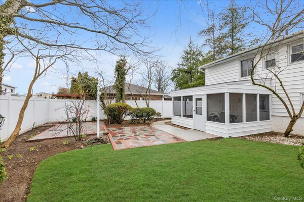 $749,000 | 2263 Cameron Avenue, Merrick, NY 11566