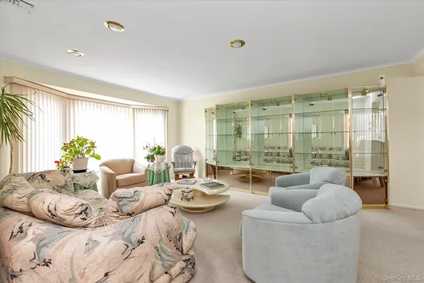 $749,000 | 2263 Cameron Avenue, Merrick, NY 11566