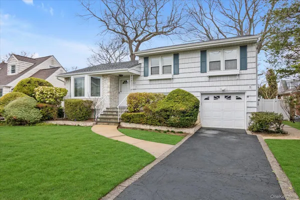 $749,000 | 2263 Cameron Avenue, Merrick, NY 11566