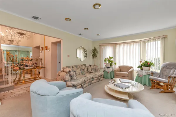 $749,000 | 2263 Cameron Avenue, Merrick, NY 11566