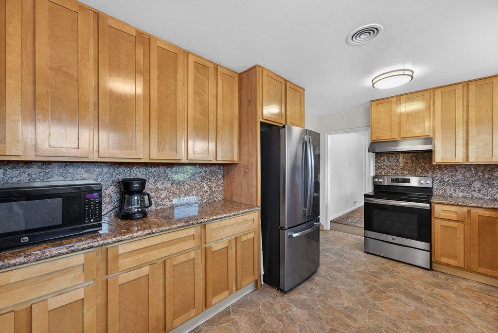 546 Green Valley Road Watsonville, CA 95076 - Photo 19 of 54