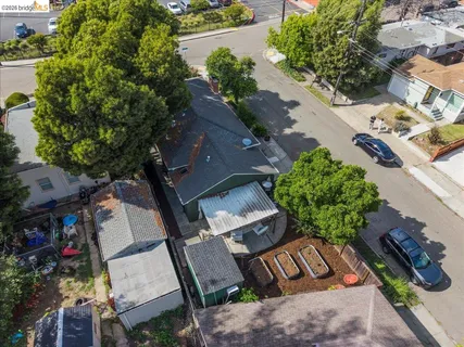$679,000 | 10809 McIntyre Street, Oakland, CA 94605