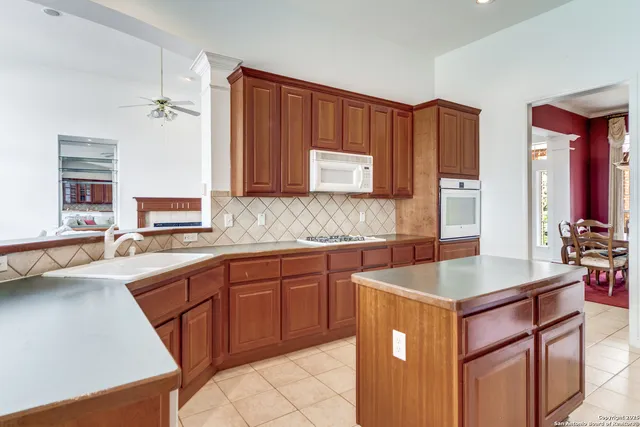 $525,000 | 2211 Bears Notch, San Antonio, TX 78258