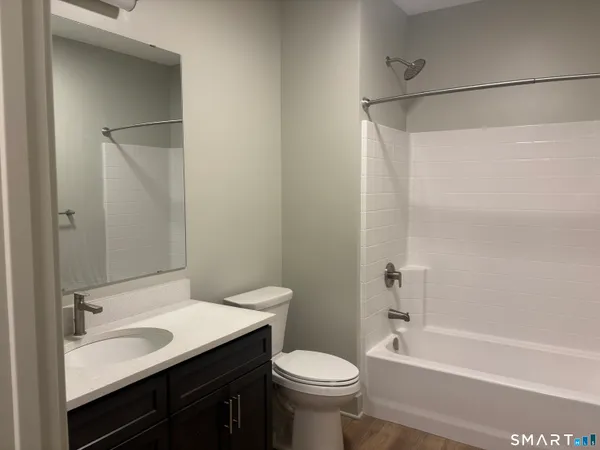 $2,195 | 75 Marlborough Street, Unit 224, Portland, CT 06480